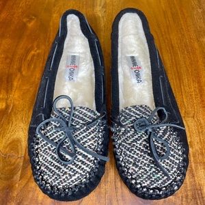 Minnetonka 4029 9 Slippers Leather Wool Black Tweed